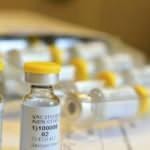 Koronavirüs aşı çalışması 'açıklanamayan bir hastalık' sebebiyle durduruldu