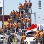 Mısır'da güvenlik güçlerinin güç gösterisi güldürdü