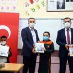 Bağcılar’da 10 bin öğrenciye hediye tablet