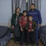 Gence’de evini kaybeden aileler, üniversite yurduna yerleştirildi