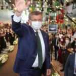Ahmet Davutoğlu, Gelecek Partisi 1. Olağan Kongresi'nde genel başkanlığa seçildi