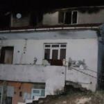 &Ccedil;atı katı yangınında anne &ouml;ld&uuml;, oğlu ile 3 itfaiye eri yaralandı