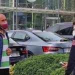 Karantinayı ihlal etti; Ambulansla eve götürüldü