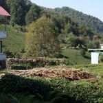 &Ouml;lmeden kendine t&uuml;rbe gibi mezar yaptırdı