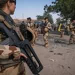 Fransa Mali'de 50 terörist öldürdü