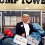 Madame Tussauds müzesi Trump heykelini çöpe attı