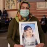 Evlat n&ouml;betindeki anneden dağdaki kızına: Kardeşin askere gidecek