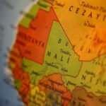 Cezayir'den Batı Sahralı m&uuml;ltecilere 60 ton yardım