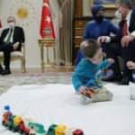 Cumhurbaşkanı Erdoğan, siyam ikizlerini kabul etti