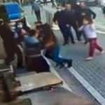 Esenyurt&rsquo;ta baz istasyonu y&uuml;z&uuml;nden tekme tokat kavga