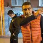 Kısıtlamaya rağmen sokağa çıktı, polisleri ve gazetecileri tehdit etti