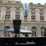 Azerbaycan'ın TB-2'leri Bak&uuml; sokaklarında!