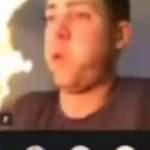 İngiltere&rsquo;de belediye meclisi online toplantı sırasında yangın