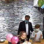 91 saat sonra enkazdan kurtarılan Ayda bebeğe 4. yaş günü sürprizi