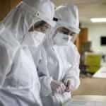 Geçmeyen korona virüsün sebebi belli oldu! Kan değerinde ortaya çıkıyor