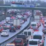 H&Uuml;DA PAR'dan İstanbul trafiğine &ccedil;&ouml;z&uuml;m &ouml;nerisi!