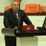 MHP'den ihraç edilen Cemal Enginyurt, Demokrat Parti'ye geçti