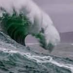 Rüyada tsunami görmek ne demek? Rüyada dev dalgalarla yüzmek neye işaret?