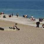 Antalya’da güneşi görenler sahile koştu