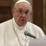 Papa'dan 'dedikodu yapmayın' uyarısı