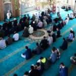 Bu hafta camilerde Cuma namazı kılınacak mı? 1 Ocak'ta camiler açık mı? İşte tüm detaylar