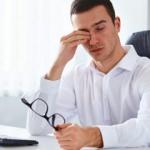 Pandemiyle birlikte artan ekran süreleri beraberinde göz kuruluğunu getirdi!