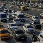 Yola çıkacaklar dikkat! Yılbaşına saatler kala trafik durma noktasına geldi...