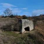 Bursa'daki 2 bin yıllık kaya mezarın kime ait olduğu ortaya çıktı