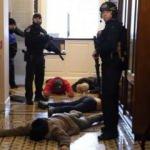 ABD karıştı! Senato basıldı...Ülke yanıyor! Türkiye'den son dakika açıklamaları