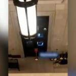 Trump destekçileri Kongre binasının kapılarını böyle kırdı