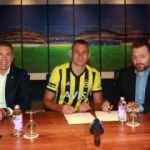 Fenerbahçe stoper transferini resmen duyurdu!