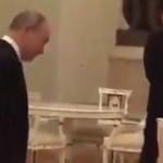 Paşinyan'ı bekleyen Putin ve Aliyev arasında dikkat çeken sohbet