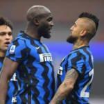 Inter, Juventus'u 2 golle geçti!