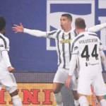 Juventus, İtalya Süper Kupa'sını müzesine götürdü!
