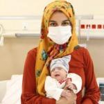 480 gram dünyaya gelen bebek 167 günlük yaşam mücadelesini kazandı