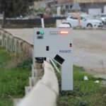 Trafik robotu bariyerlerde gezerek ihlalleri yakalıyor