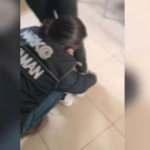 Ayakkabısına gizlediği uyuşturucuyla yakalandı