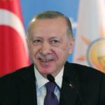 Erdoğan'a Müslüm Gürses sürprizi! Salon ayağa kalktı