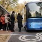 Çin’in ilk sürücüsüz otobüsü, yolcu taşımaya başladı