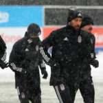 Gen&ccedil;lerbirliği ma&ccedil;ı &ouml;ncesi Beşiktaş'ta b&uuml;y&uuml;k sıkıntı!