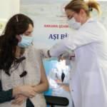 Ankara Şehir Hastanesi'nde çalışan 33 haftalık hamile sağlık çalışanı koronavirüs aşısı oldu