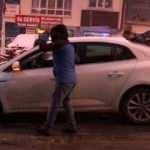 Başkent'e yoğun kar yağışı sürücülere zor anlar yaşattı