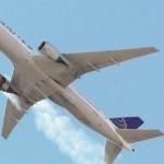 Boeing 777’ler hangara çekildi: Şimdi de sağ motoru alev aldı