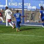 Çağlar ve Cengiz, Arsenal'e boyun eğdi