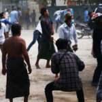 Myanmar'da protestocuların üzerine ateş açtı