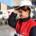 34 yaşındaki kadın ezber bozdu! 34 tonluk beton mikserinin şoförlüğünü yapıyor!