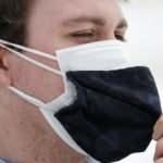 Koronavirüse karşı çift maske kullanımda 'sivilce' tehlikesi!