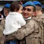 Afrin kahramanları yurda d&ouml;n&uuml;ş yaptı