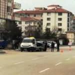 Duvara &ccedil;arpıp devrilen otomobil, kaldırımdaki yayaları ezdi: 7 yaralı