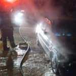 Edremit’te park halindeki araç yandı
